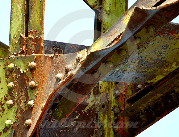 HIGH LOAD (Rt 66 Chain of Rocks Bridge IL/MO)