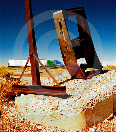 PUMP FRAME & TRUCKS (Rt 66 Two Guns AZ)