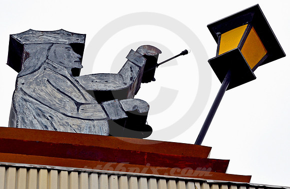 LAMPLIGHTER (Little Rock AR)