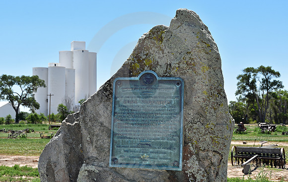 FORT SEDGWICK MARKER (nr Julesburg CO)
