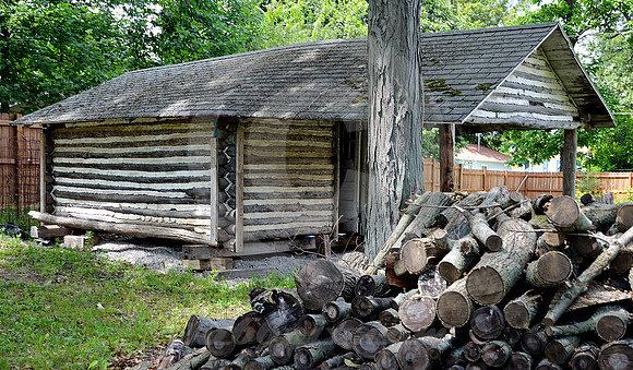 LOG CABIN #1 (Tri-Lakes IN)