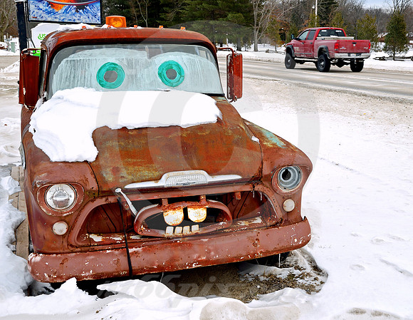 SHIVERING TOW MATER (National Road nr Effingham IL)