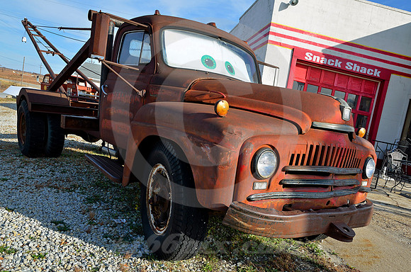 TUNED, RUSTED & READY (Rt 66 Galena KS)