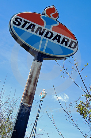 STANDARD, AMOCO SIGNS (Cairo IL)