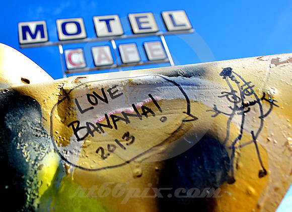 LOVE BANANA! (Rt 66 Conway TX)