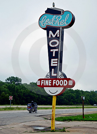 CED-REL MOTEL (Lincoln Highway nr Cedar Rapids IA)