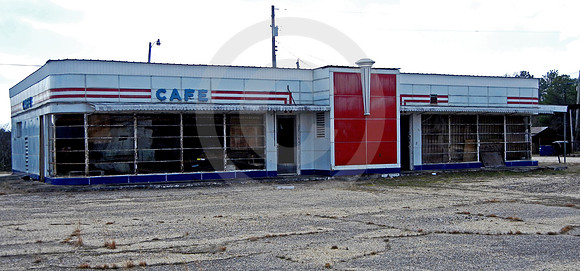 TORCHES CAFE & TRUCK STOP (nr Tuskegee AL)