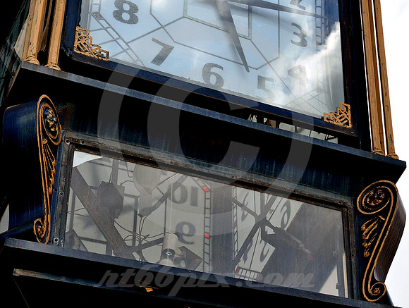 STOPPED CLOCKS (Lincoln Highway Lima OH)