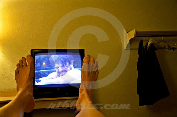 TOE VISION #221 (Budget Motel)