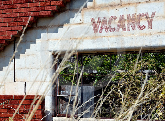 VACANCY & WINDOW (Rt 66 nr Elk City OK)