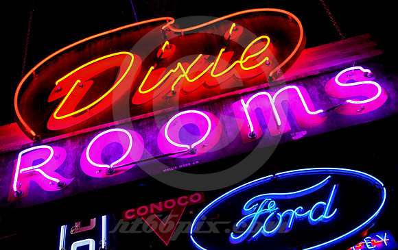 DIXIE ROOMS (Tulsa OK)