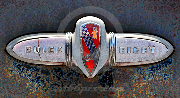 BUICK EIGHT (Rt 66 Staunton IL)