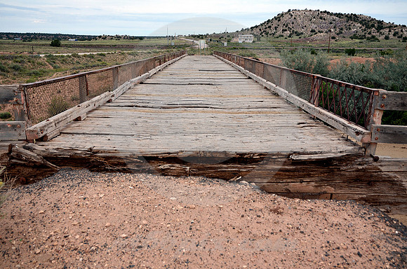 APPROACH-RIO PUERCO BRIDGE (Rt 66 nr Allantown AZ)