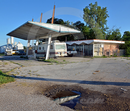 GOOGIE CANOPY (Lincoln Highway nr Valley NE)
