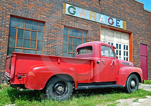 RED TRUCK (Lincoln Highway Rogers NE)