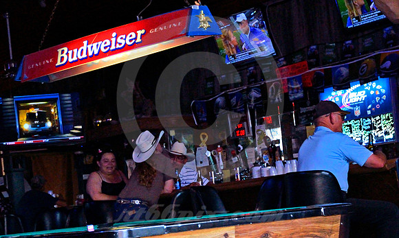BAR SCENE (Rt 66 Williams AZ)