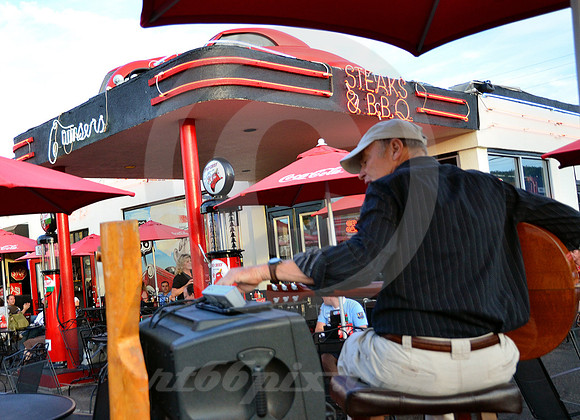 STEAK & SERENADE (Rt 66 Williams AZ)