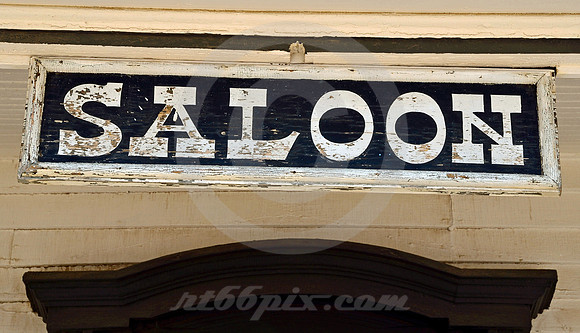 SALOON (Lincoln Highway Columbus NE)