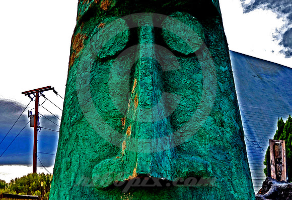 GIANT HEAD #2 (Rt 66 nr Kingman AZ)