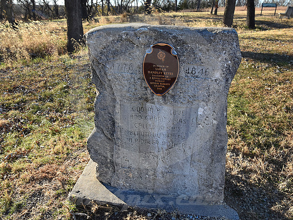 SARAH KEYES MONUMENT #2 (nr Marysville KS)
