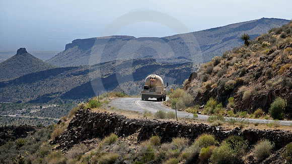 PROPANE TRUCK (Rt 66 nr Oatman AZ)
