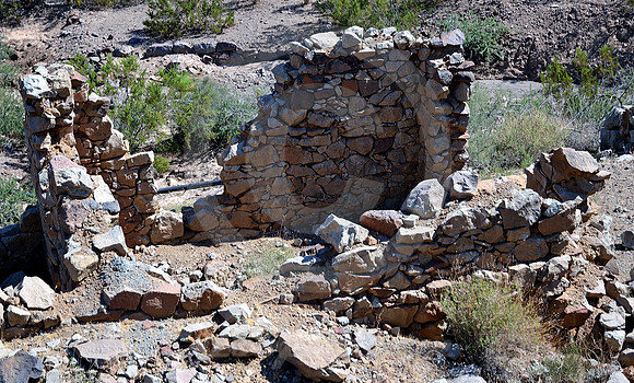 STONE RUIN (Rt 66 nr Oatman AZ)