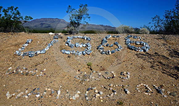 THE RUSSIANS WERE HERE (Rt 66 nr Amboy CA)