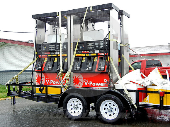 SHELL V-POWER PUMPS ON TRUCK (Wheatley AR)