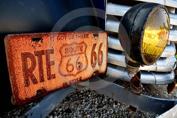 IN STYLE (Rt 66 nr Paris Springs MO)