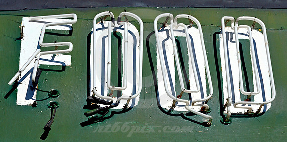 BROKEN FOOD NEON (Rt 66 Barstow CA)