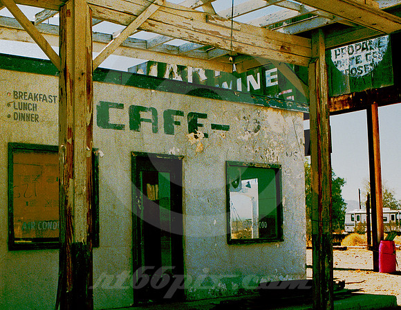 CAFE, BREAKFAST LUNCH DINNER (Rt 66 Chambless CA)