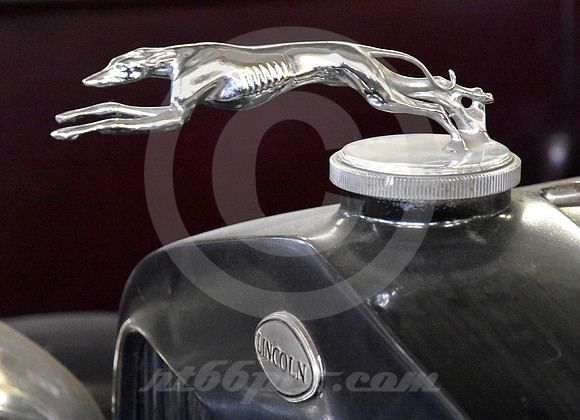 LINCOLN GREYHOUND (Minden NE)