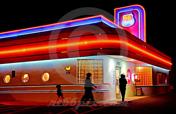 DINNER AT THE DINER (Rt 66 Albuquerque NM)