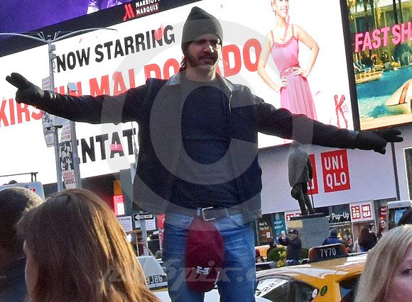 TIMES SQUARE #1268 (Lincoln Highway New York)