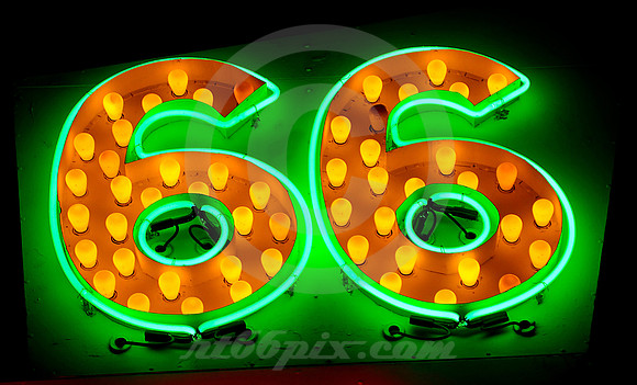 66 MOTEL NEON-DETAIL (Rt 66 Needles CA)