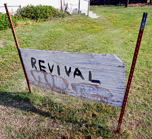 REVIVAL SIGN ON T-POSTS (Southwest OK)