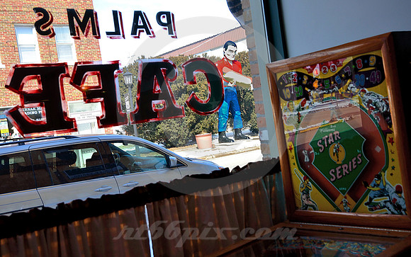 WINDOW SCENE (Rt 66 Atlanta IL)