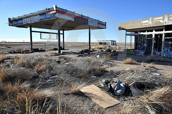 UNWELCOME CENTERS (Rt 66/I-40 Glenrio TX)