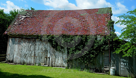 OLD BARN (Lincoln Highway nr Churubusco IN)