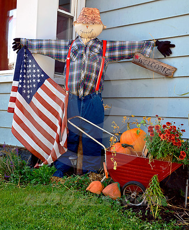 SCARECROW IN FALL (Erie Canal Rotterdam Jct NY)