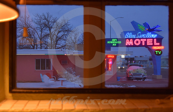 SNOWY NIGHT (Rt 66 Tucumcari NM)