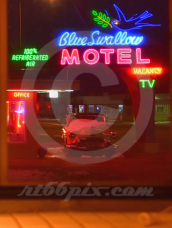 NEON NIGHT (Rt 66 Tucumcari NM)