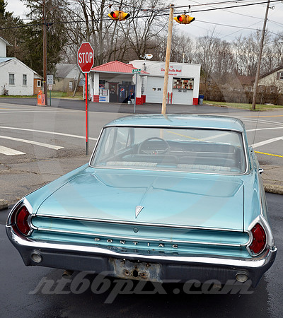 PONTIAC & CANOPY STATION (National Road Donnelsville OH)