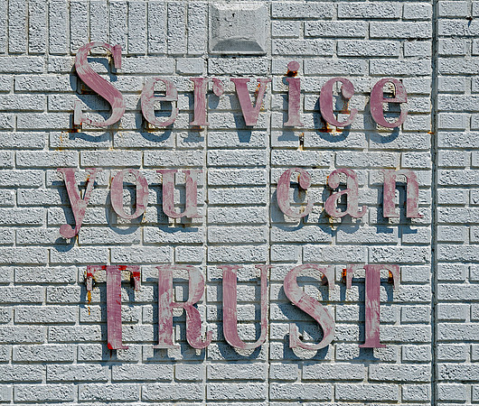 SERVICE YOU CAN TRUST (Lincoln Highway Columbia City IN)