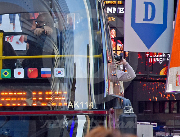 TIMES SQUARE #1143 (Lincoln Highway New York)