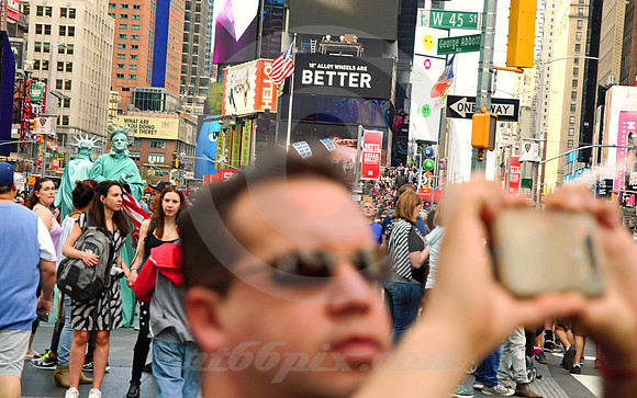 TIMES SQUARE #1340 (Lincoln Highway New York)