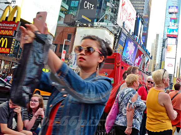 TIMES SQUARE #79 (Lincoln Highway New York)