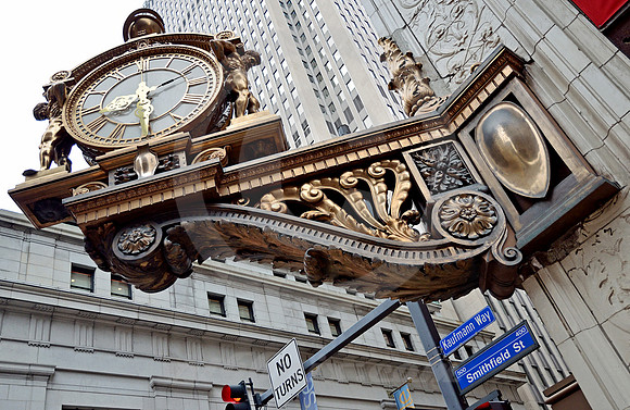 KAUFMANN'S CLOCK #1 (Lincoln Highway Pittsburgh PA)