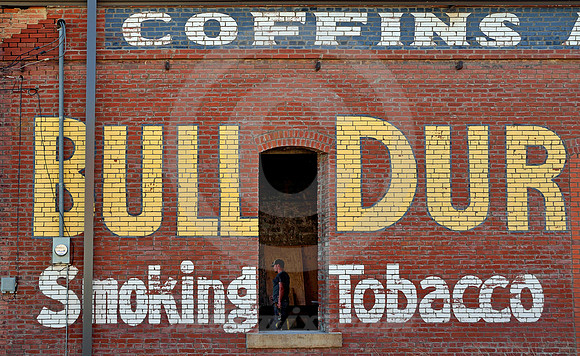COFFINS, SMOKING (Baird TX)