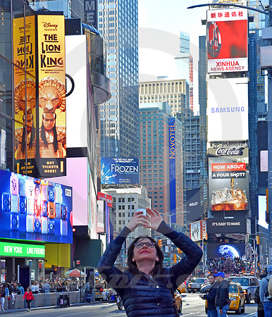 TIMES SQUARE #1076 (Lincoln Highway New York)